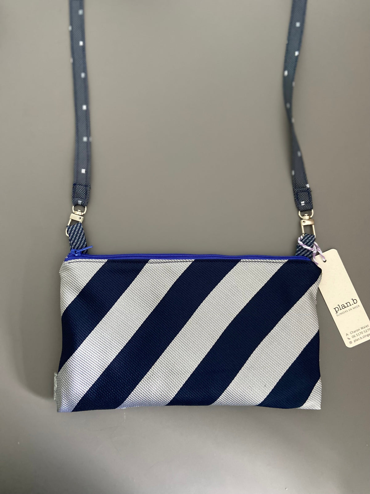 HANDBAGS