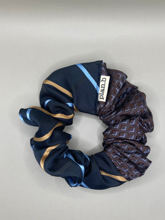 SCRUNCHIE