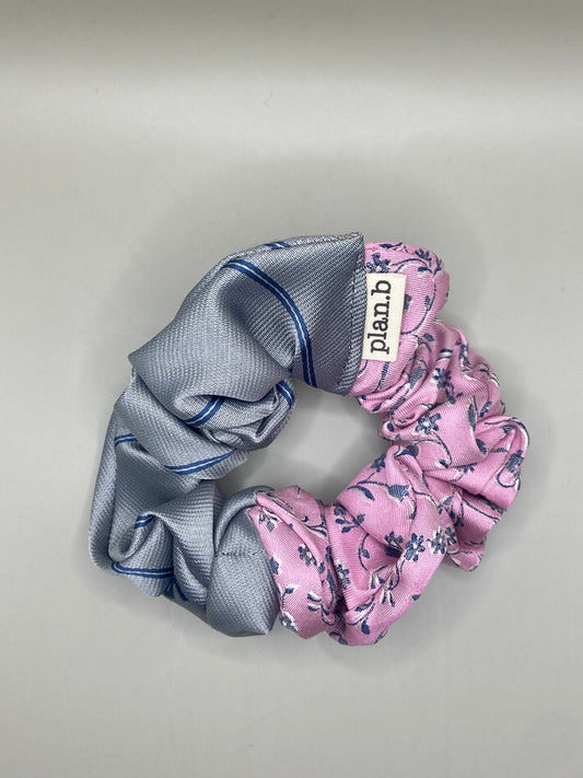 SCRUNCHIE
