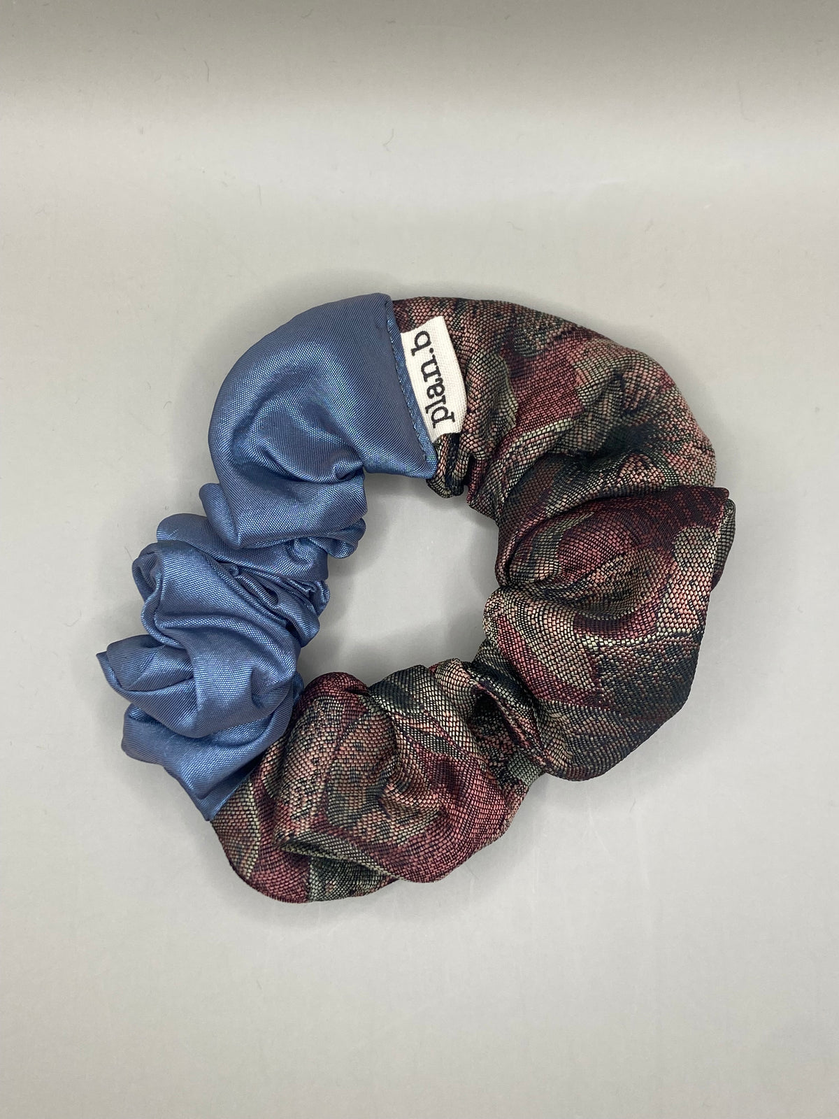 SCRUNCHIE