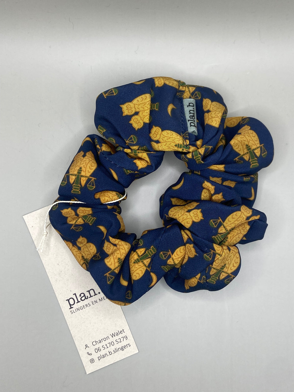 SCRUNCHIE
