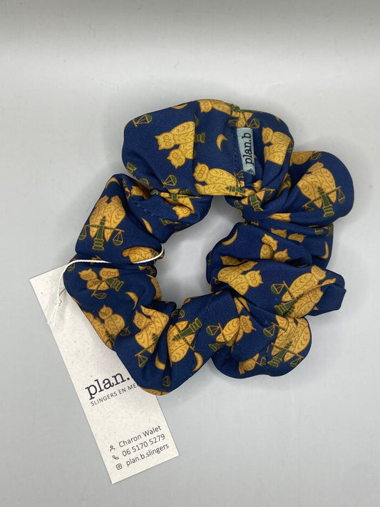 SCRUNCHIE