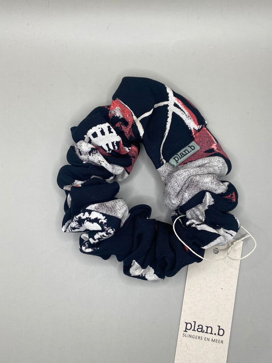 SCRUNCHIE