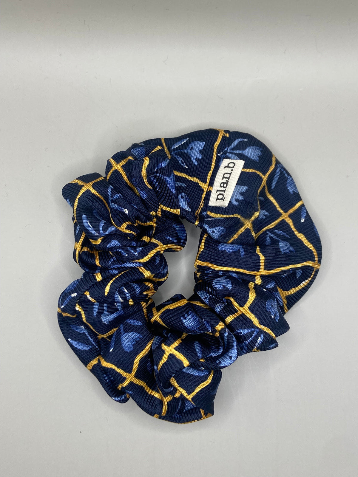 SCRUNCHIE