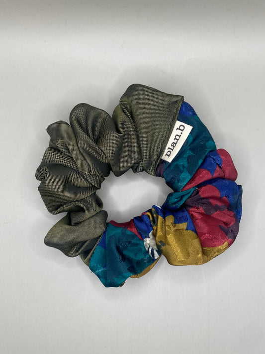 SCRUNCHIE