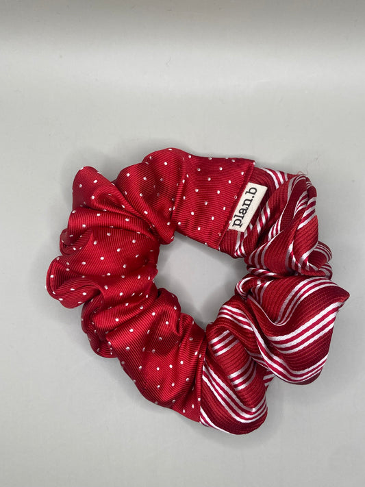 SCRUNCHIE