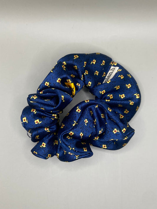 SCRUNCHIE
