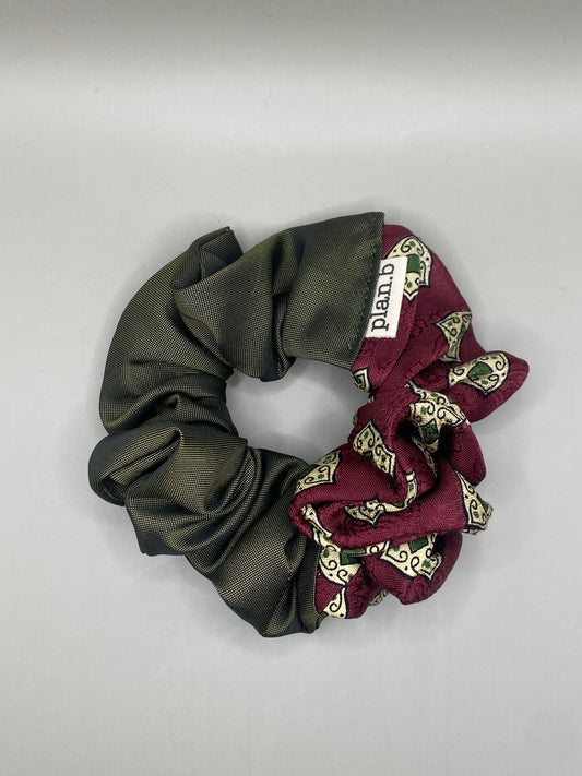 SCRUNCHIE