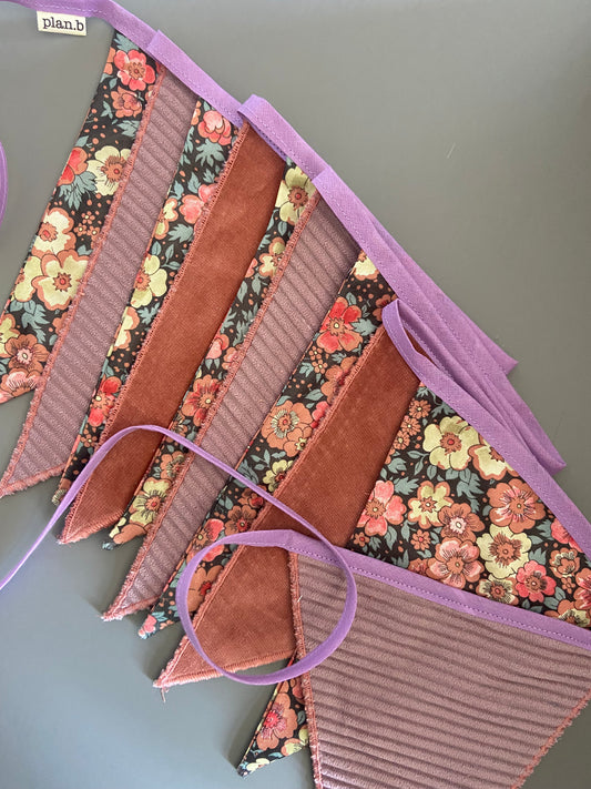 SLINGER lila&bloem