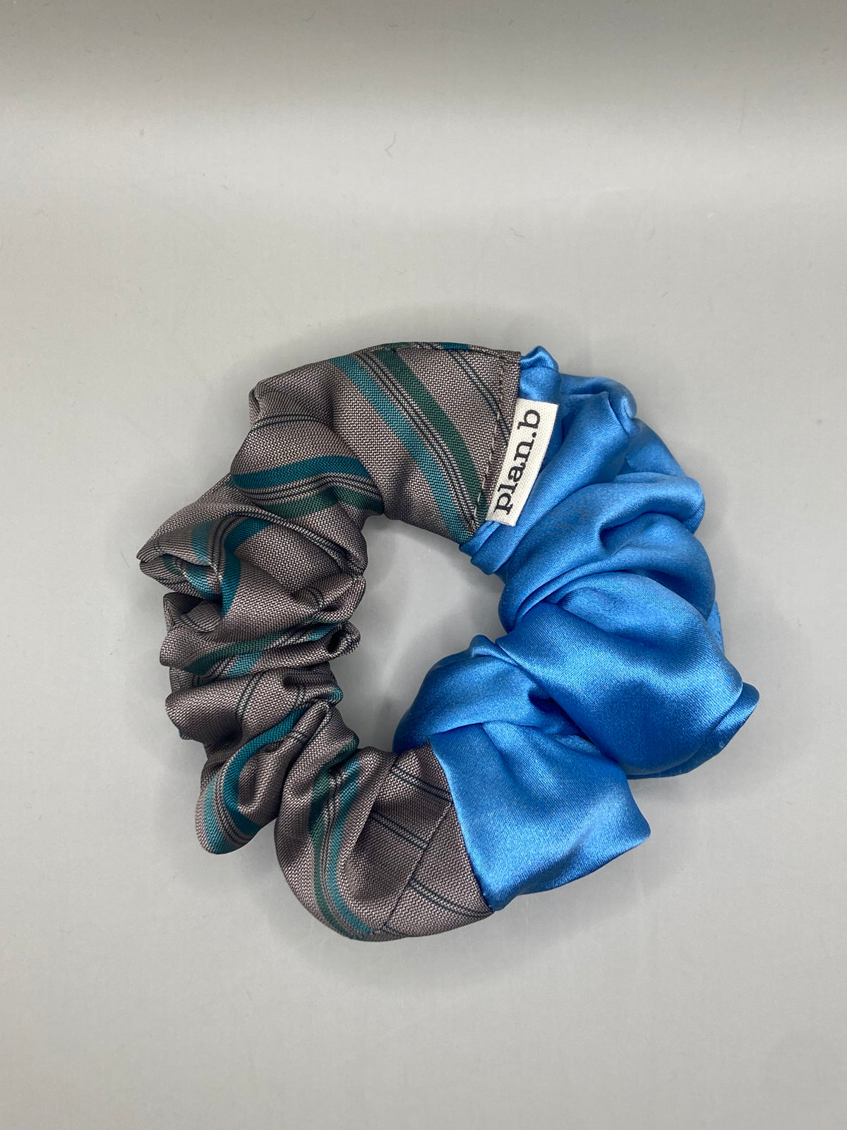 SCRUNCHIE