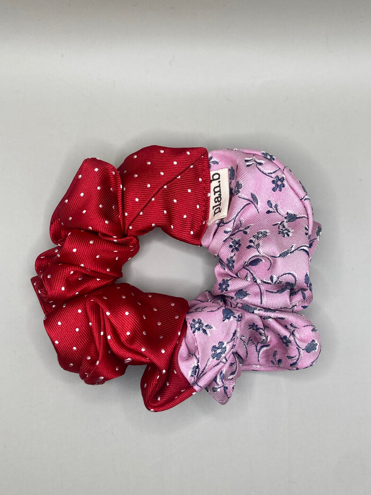 SCRUNCHIE